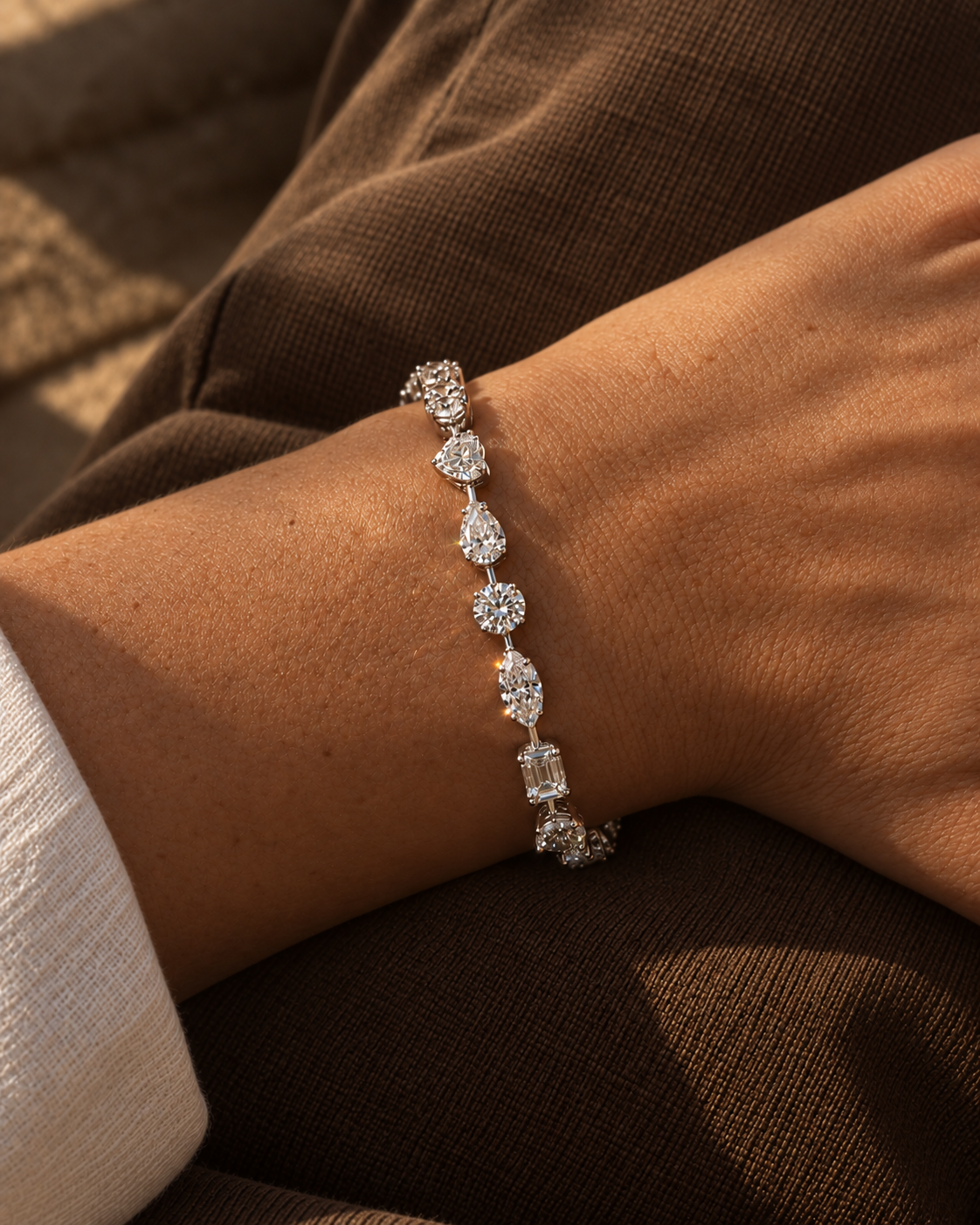 Multi-shape diamond tennis bracelet (10ct)