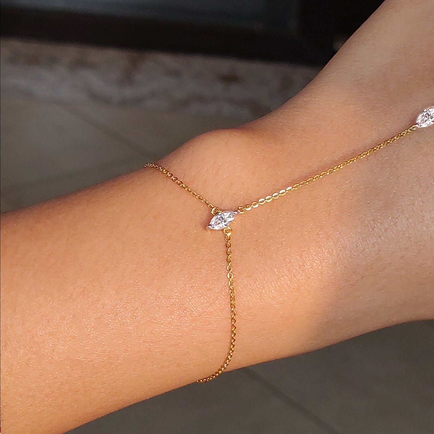 Tulia Hand Chain