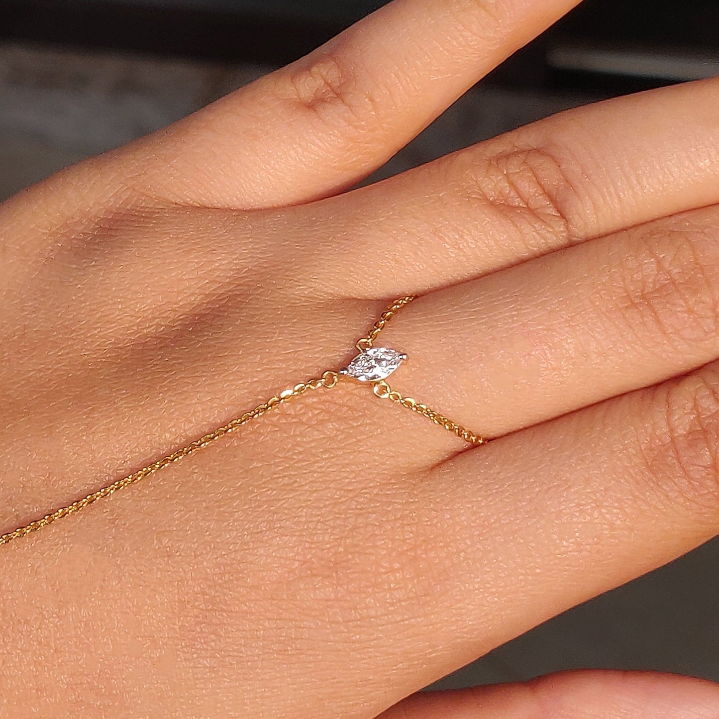 Tulia Hand Chain