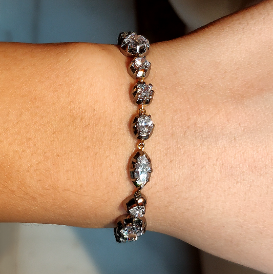 Umbra Multi-Cut Bracelet