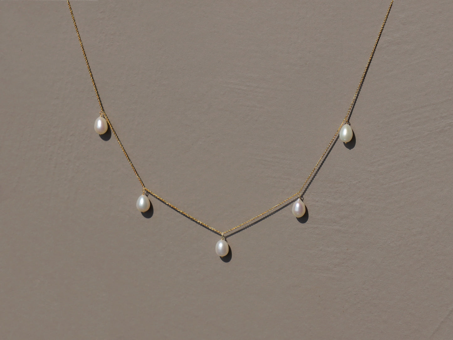 Pearl Droplet Necklace