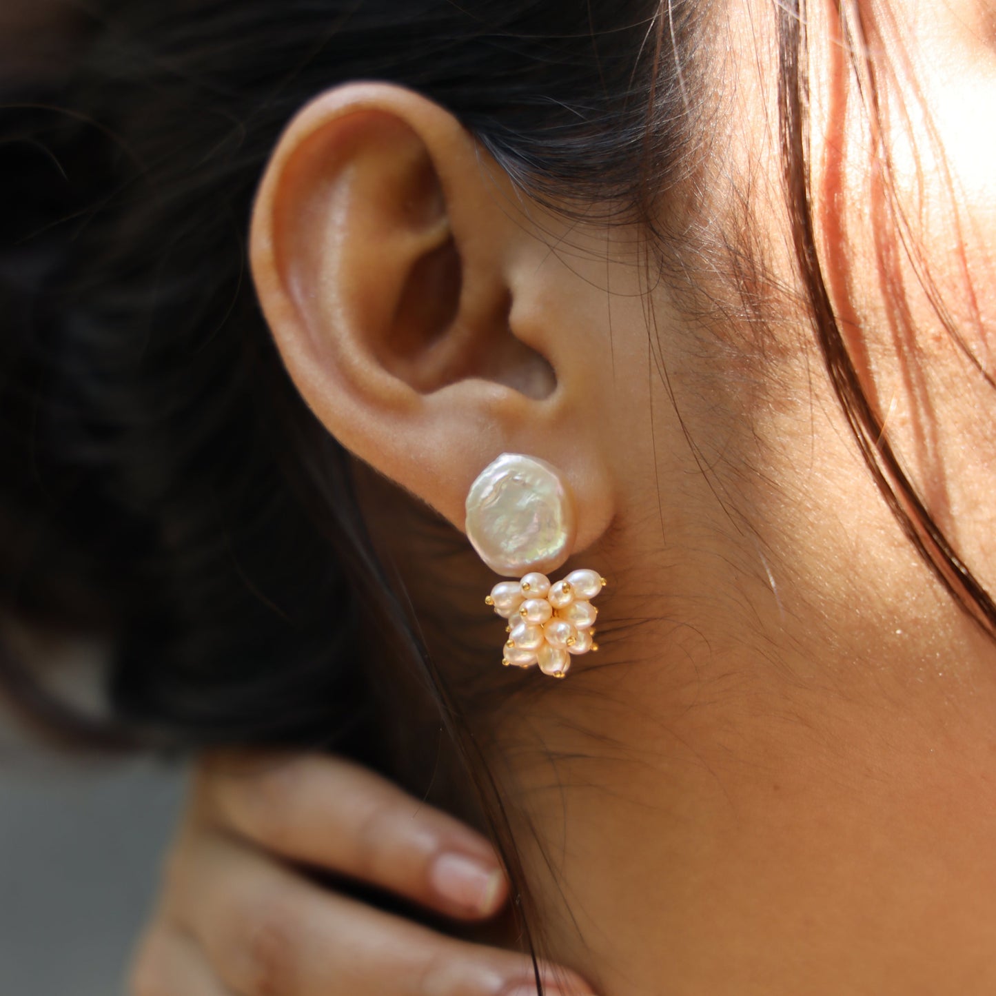 Blume Pearl Studs