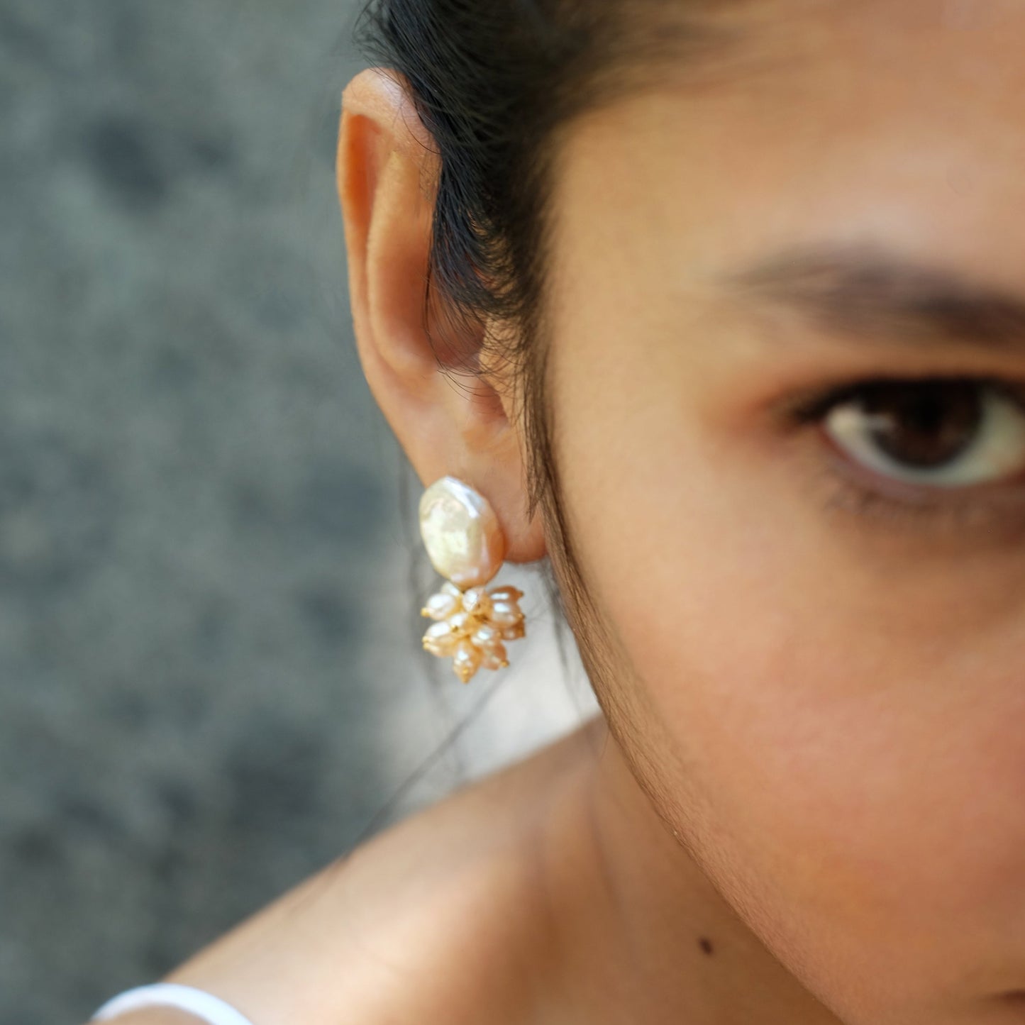 Blume Pearl Studs