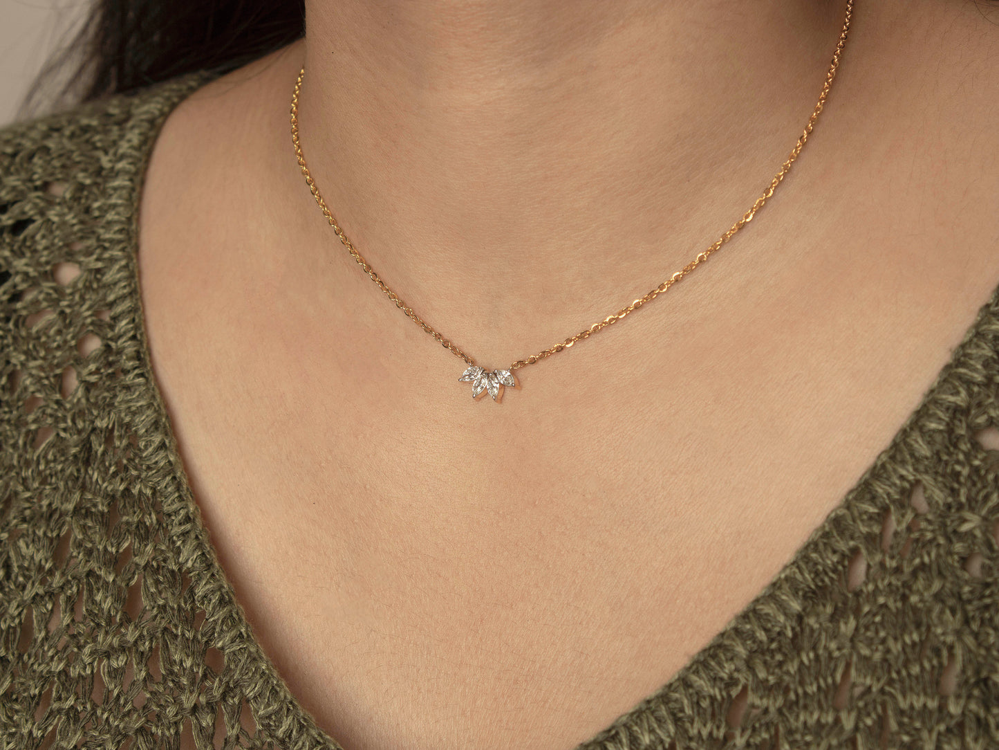 Lotus diamond necklace
