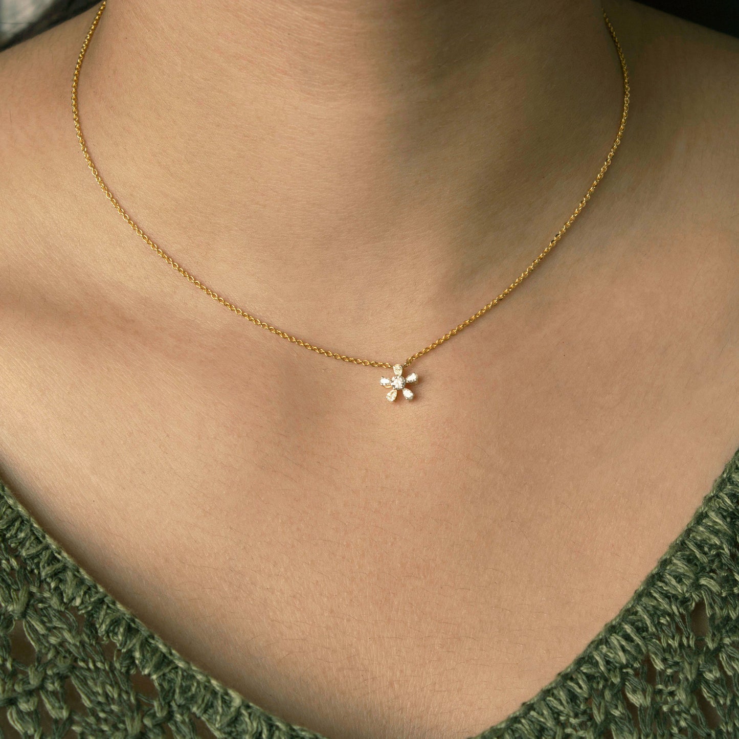 Daisy Diamond Necklace