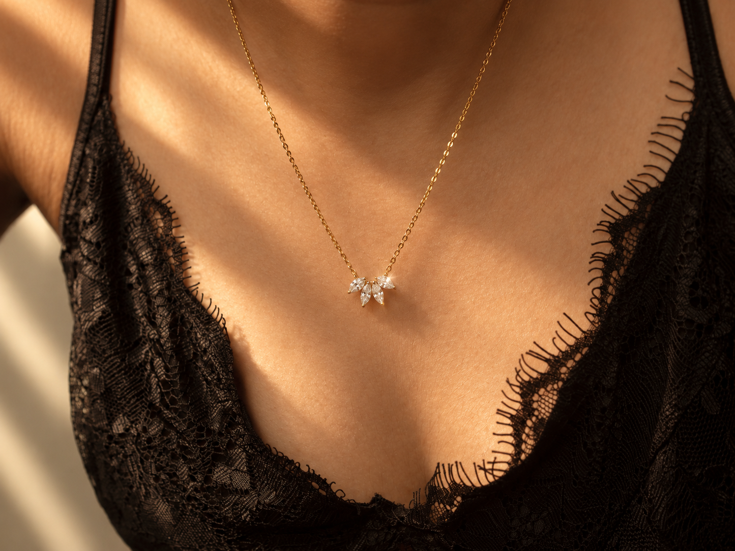 Lotus diamond necklace