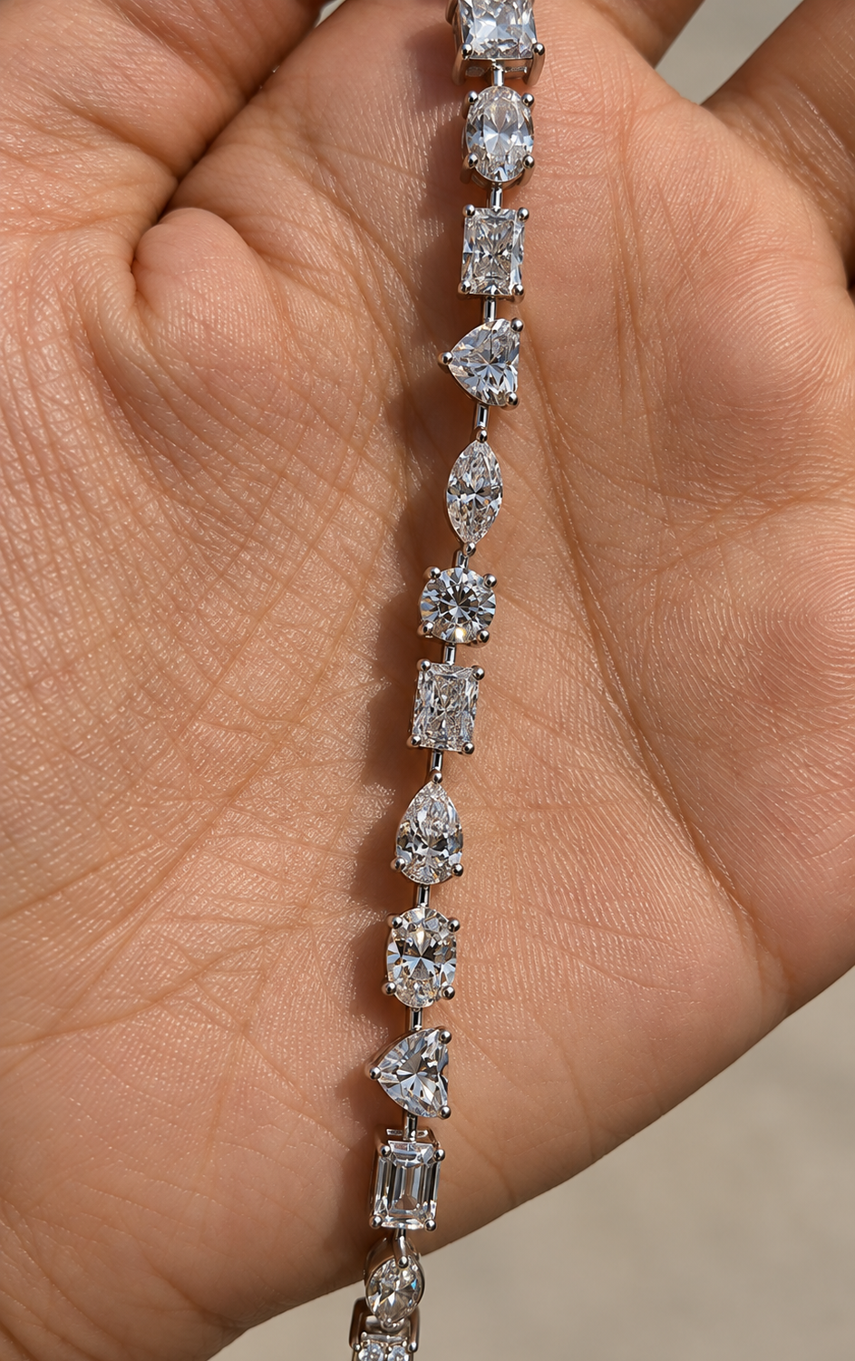 Multi-shape diamond tennis bracelet (10ct)