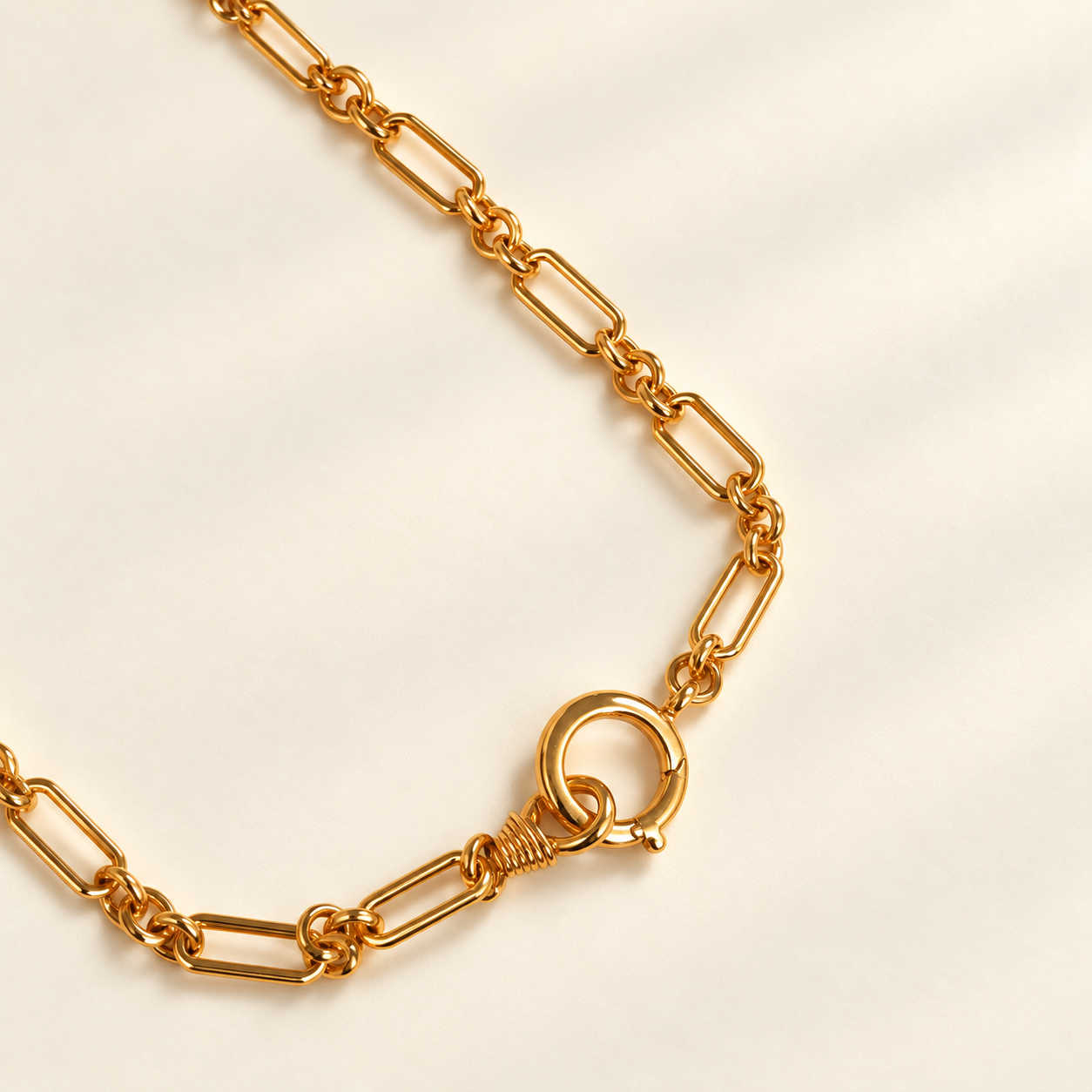 Link and Loop Chain