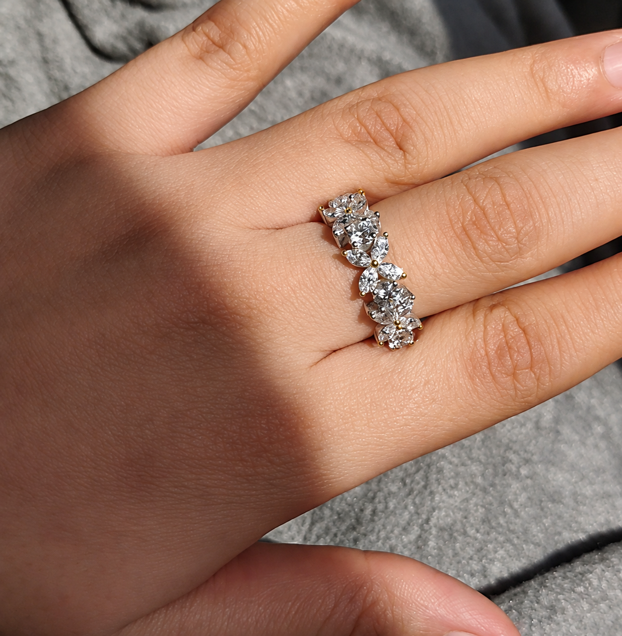 Selene Ring
