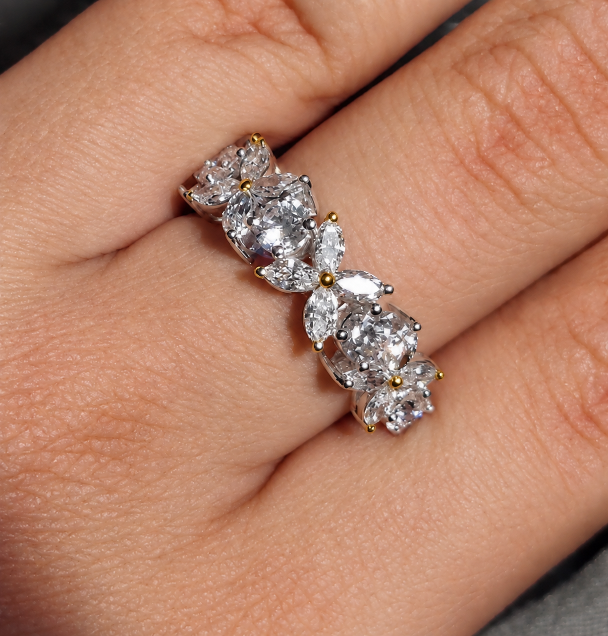 Selene Ring