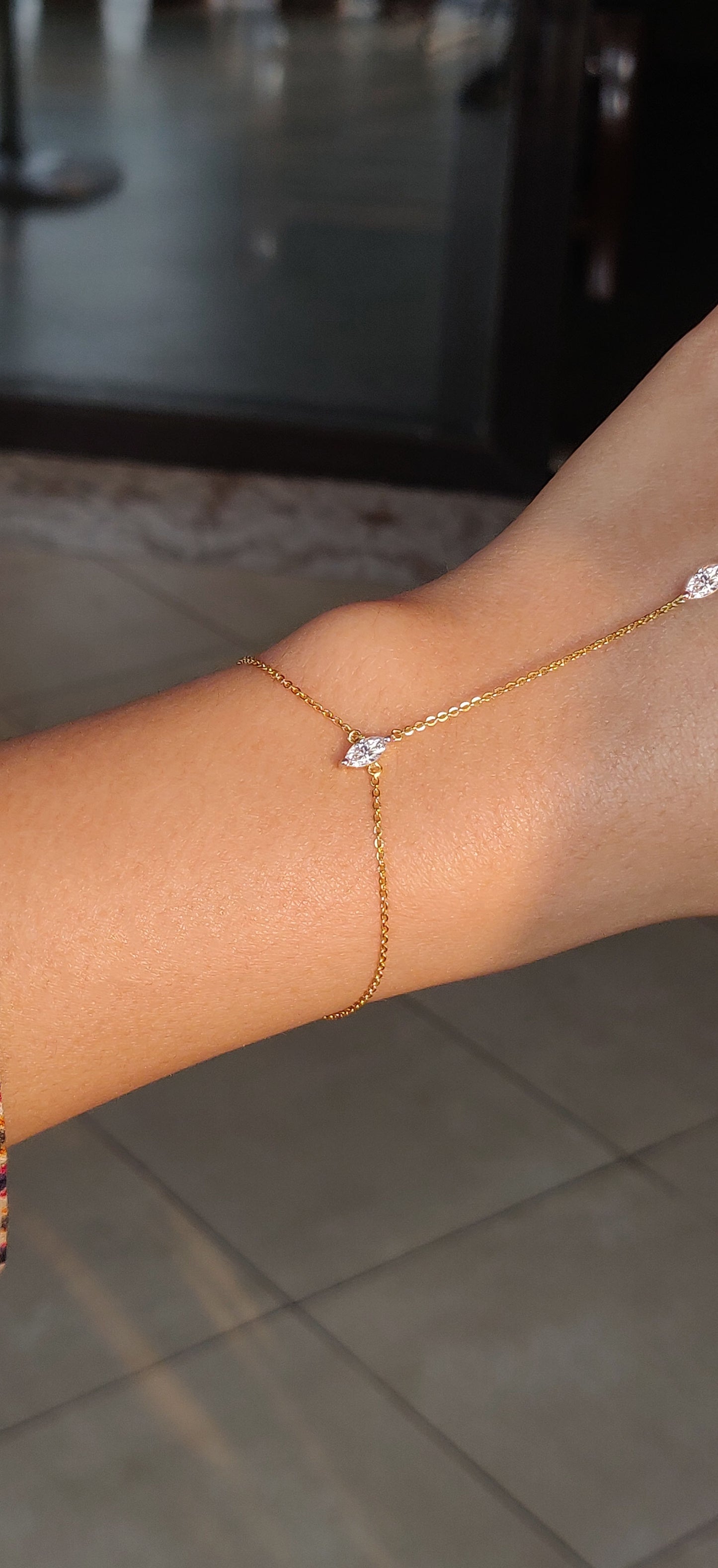 Tulia Hand Chain