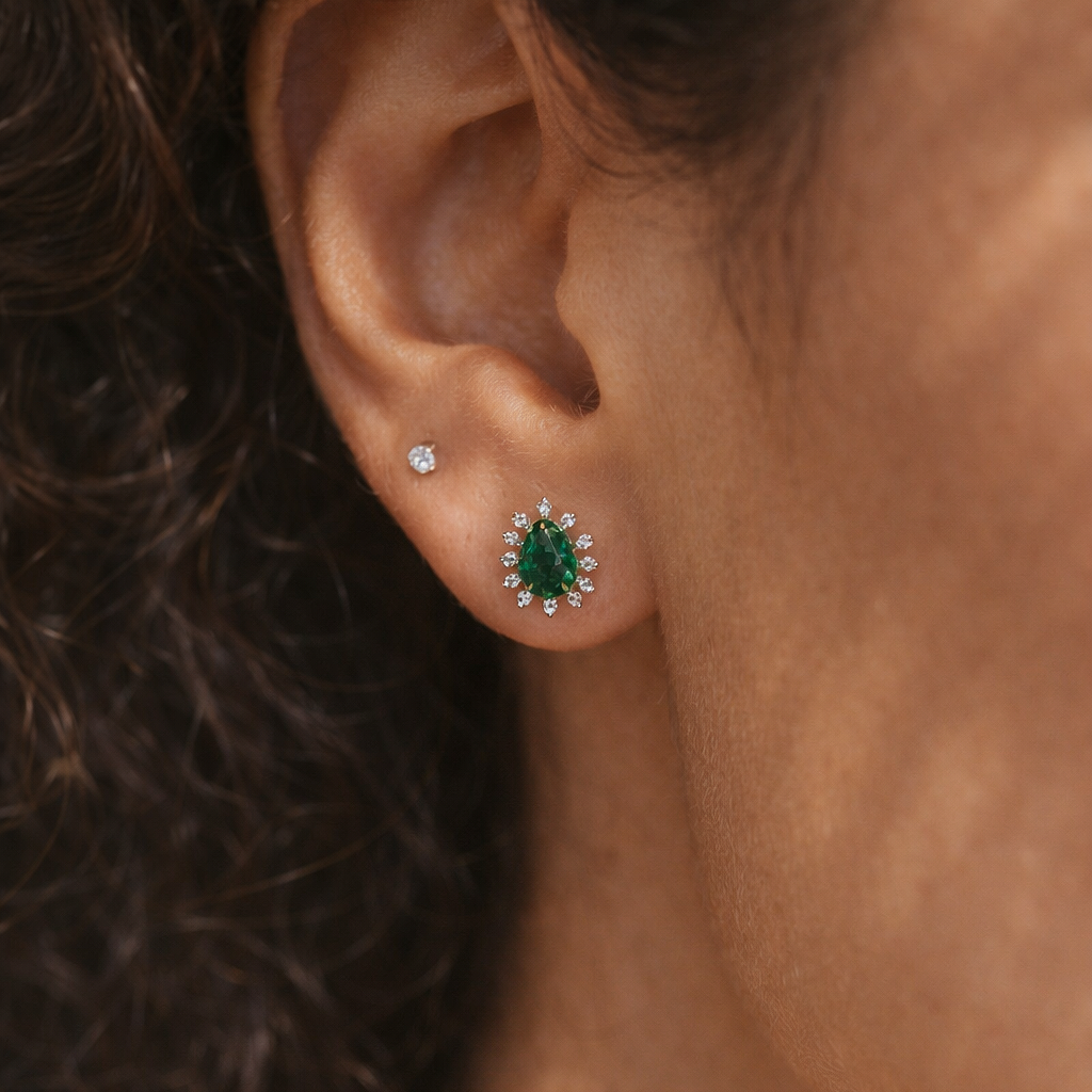 Heera Panna Studs