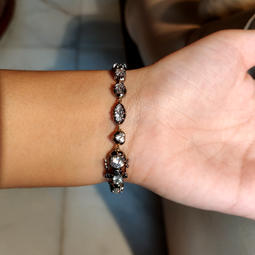 Umbra Multi-Cut Bracelet