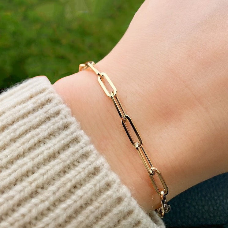 Paperclip link chain bracelet