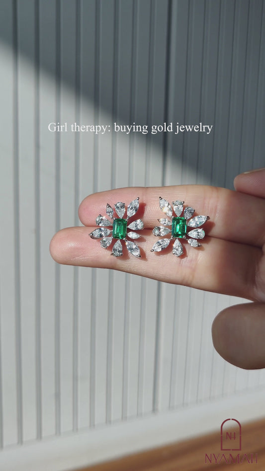 Diamond cluster studs