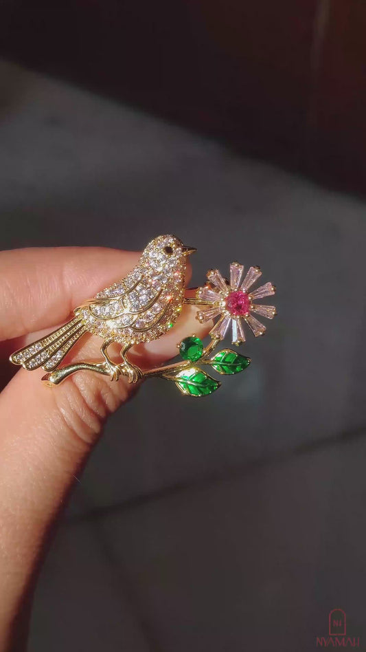 Nectar Colibri Bird Brooch
