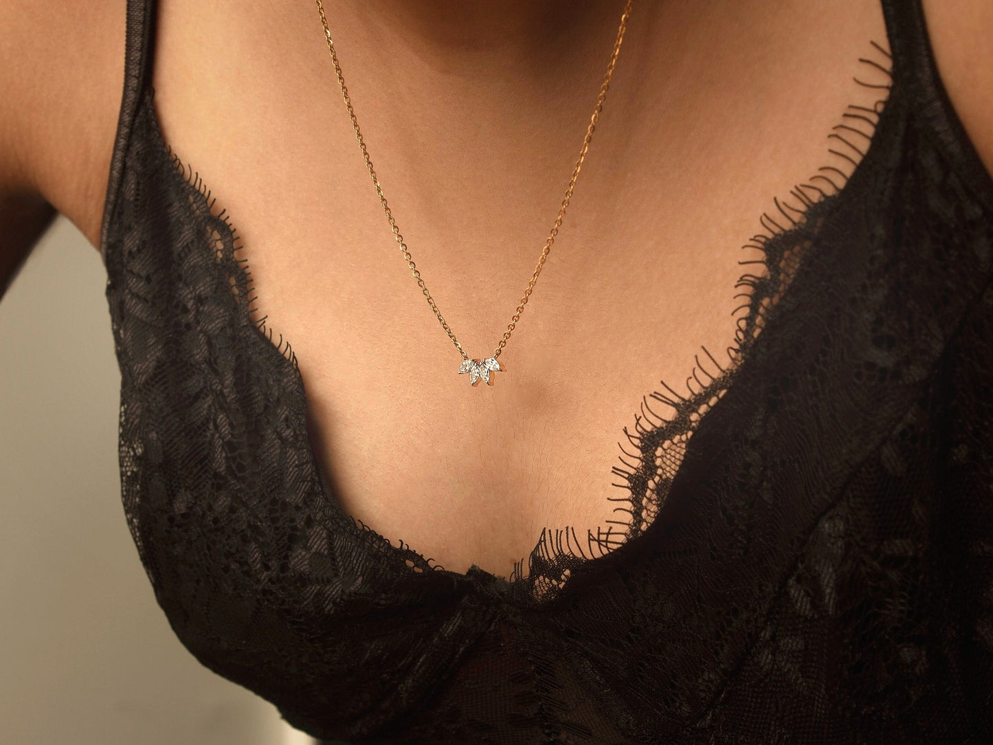 Lotus diamond necklace