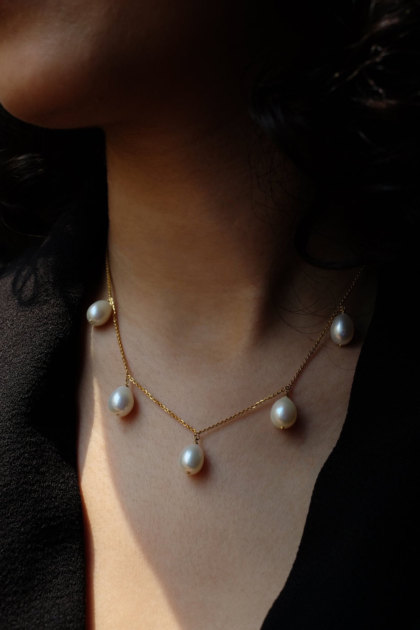 Pearl Droplet Necklace