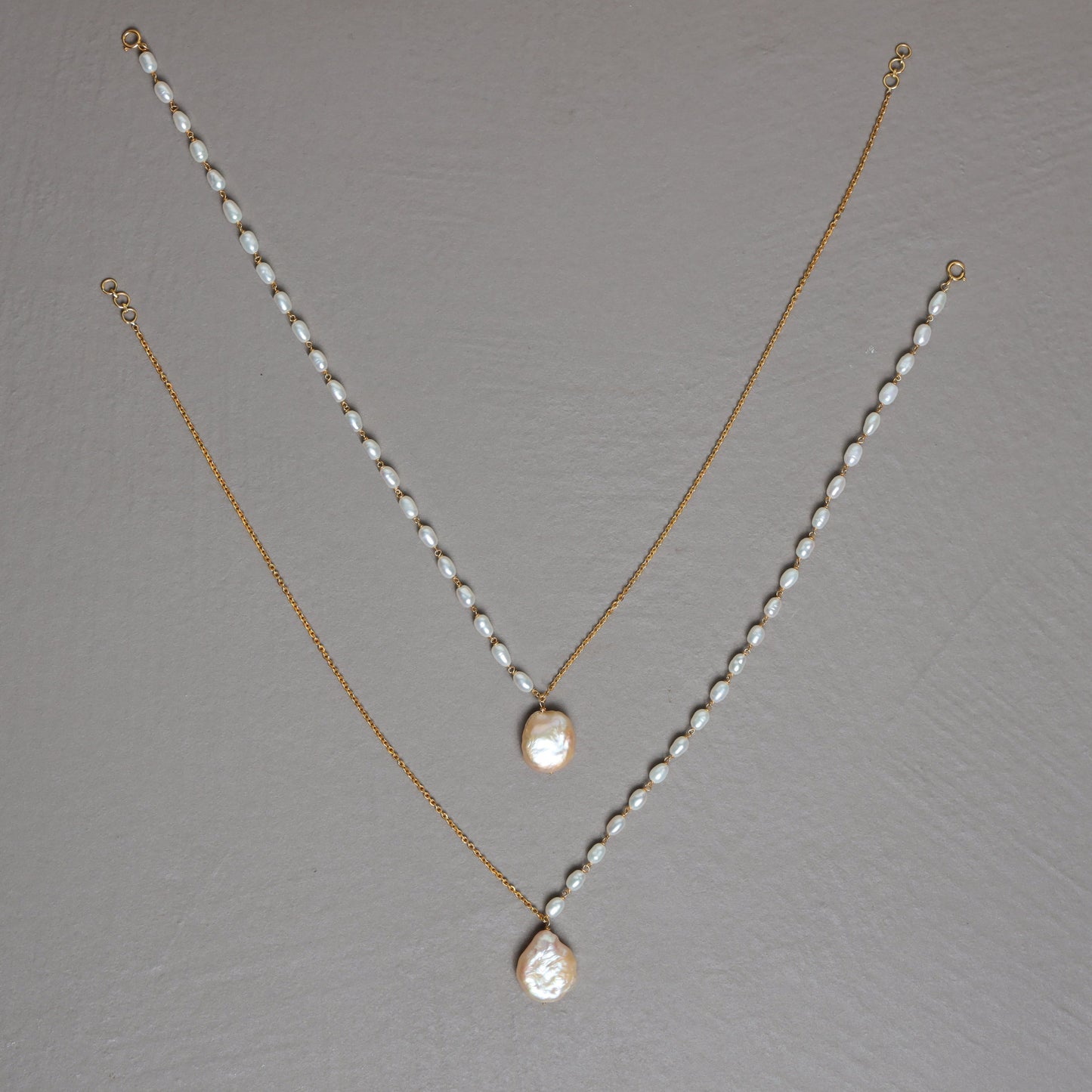 Asymmetrical Chain and Baroque Pearl Necklace