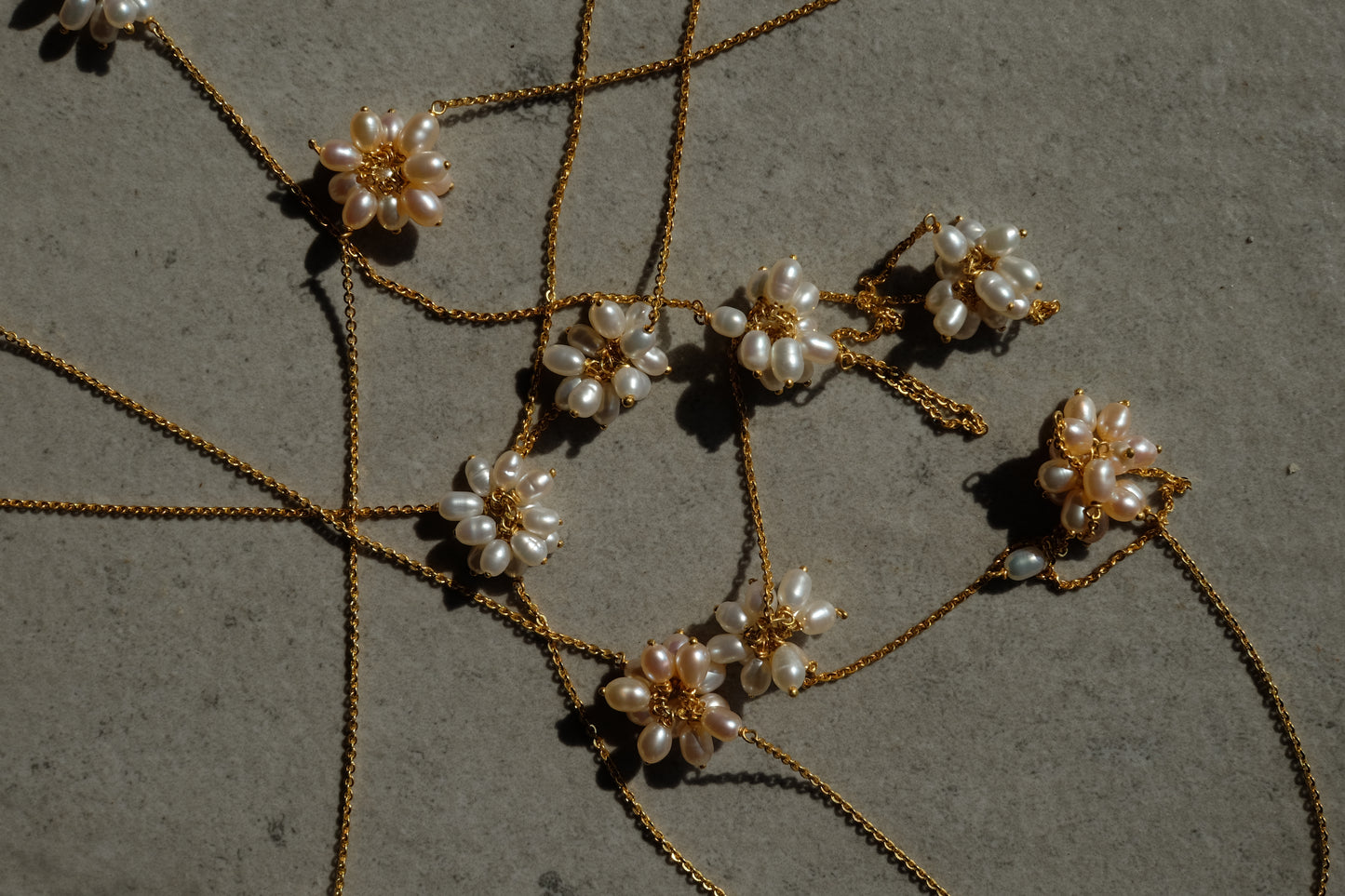 Blume Statement Garland