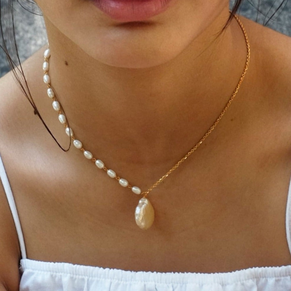 Asymmetrical Chain and Baroque Pearl Necklace