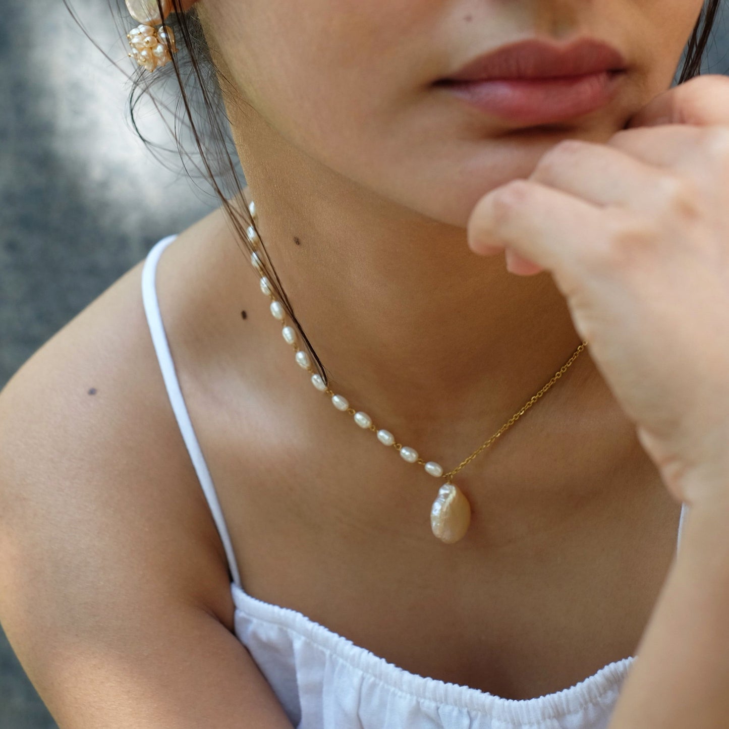 Asymmetrical Chain and Baroque Pearl Necklace