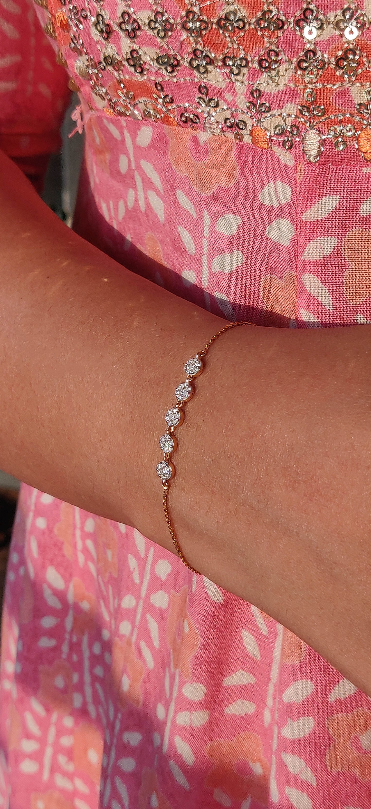 Pavé Diamond Disc Bracelet