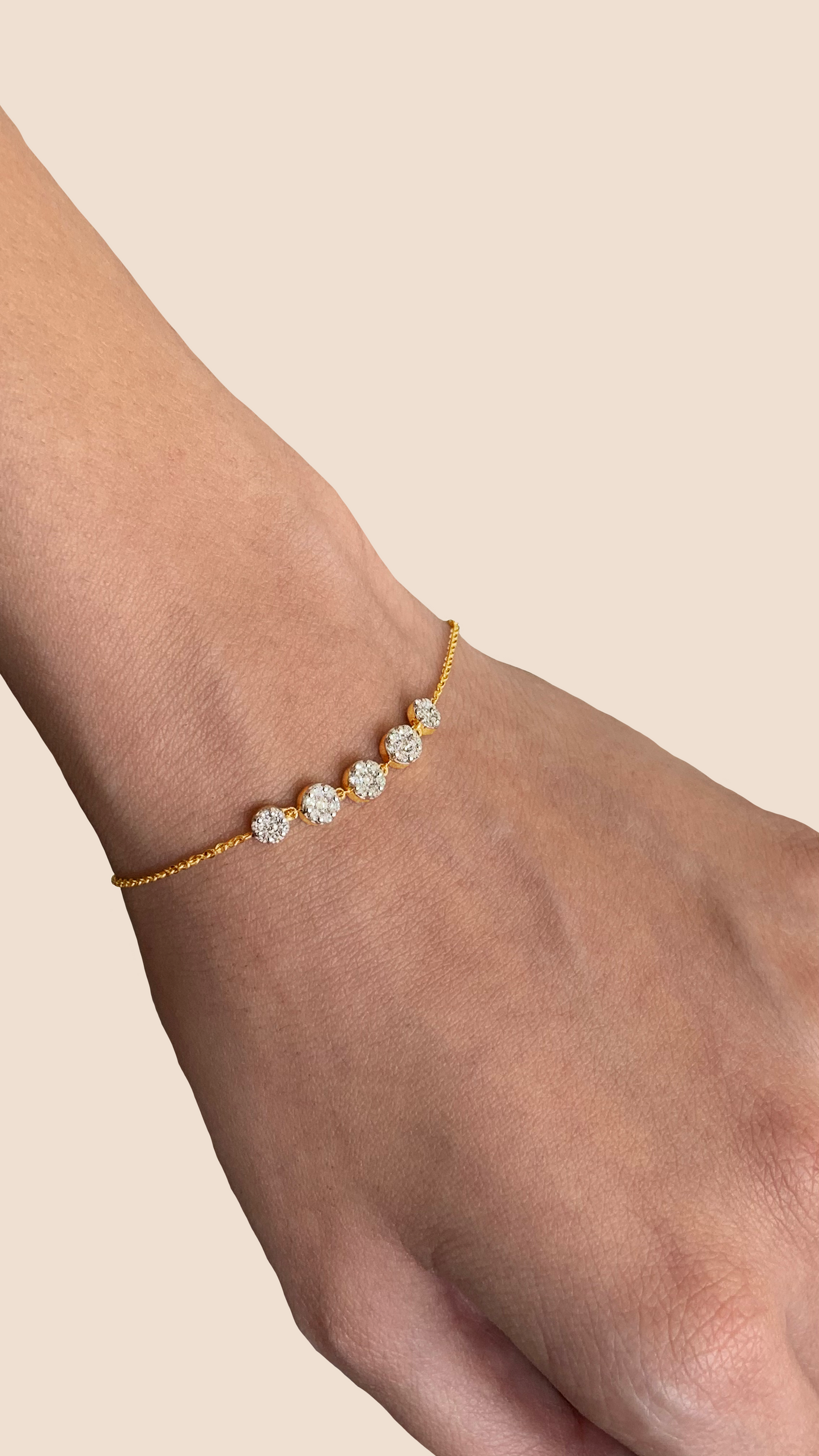 Pavé Diamond Disc Bracelet