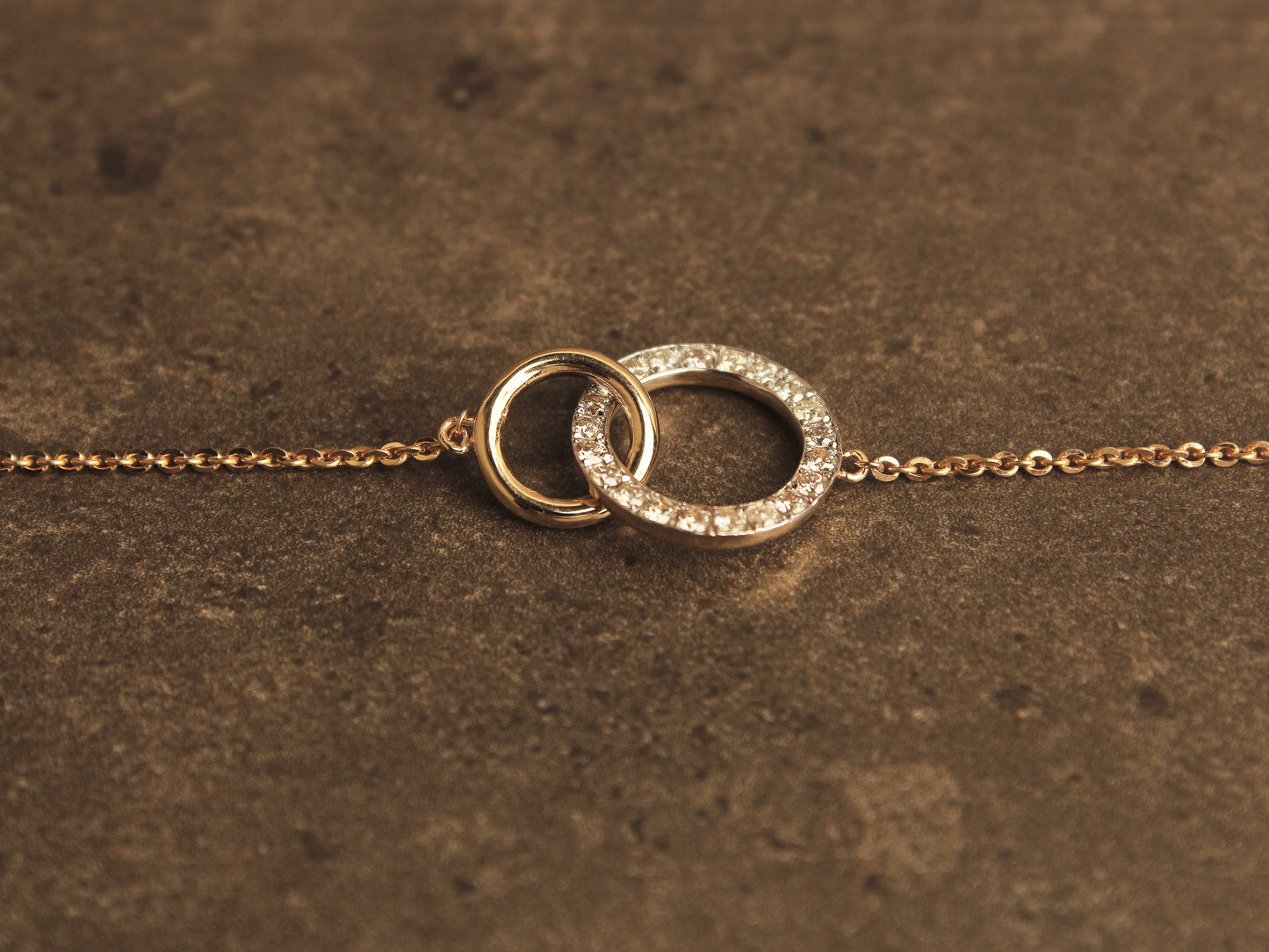 Interlocking Circles Diamond Bracelet