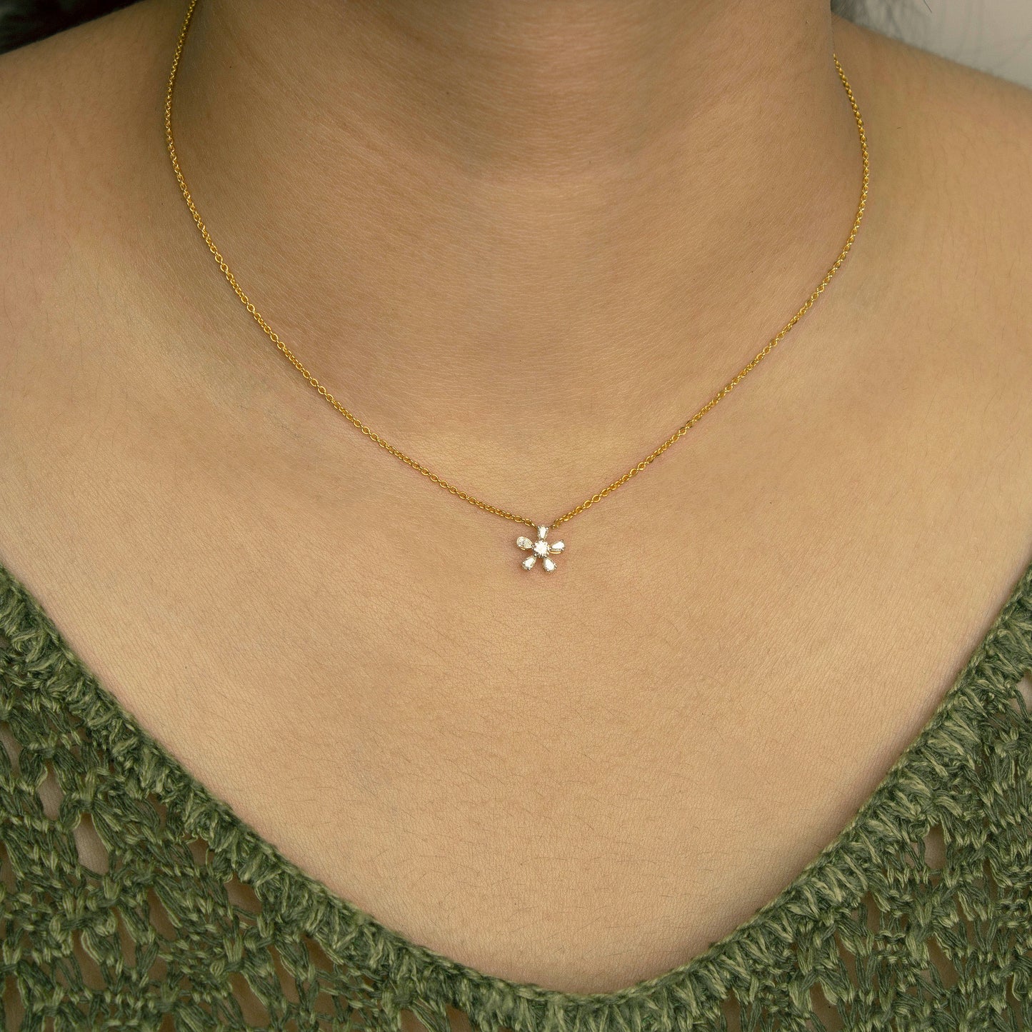 Daisy Diamond Necklace