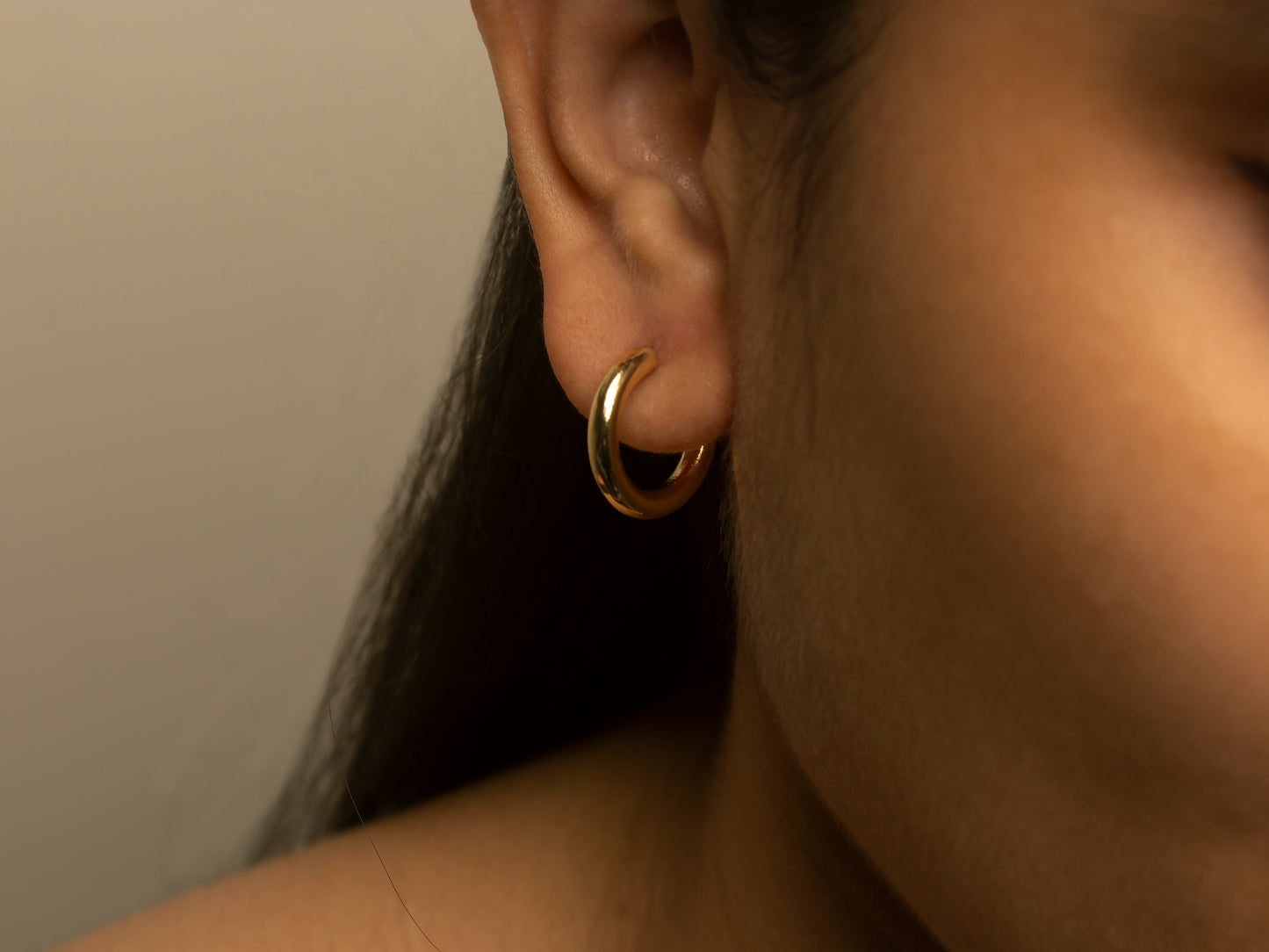 Classic chunky Gold Hoops